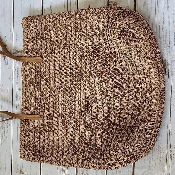 Time and Tru Tan Woven Tote with "Vacay" in Purple - Picture 3 of 12